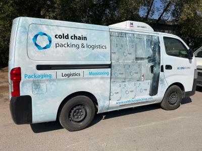 Cold Chain Packing & Logistics truck